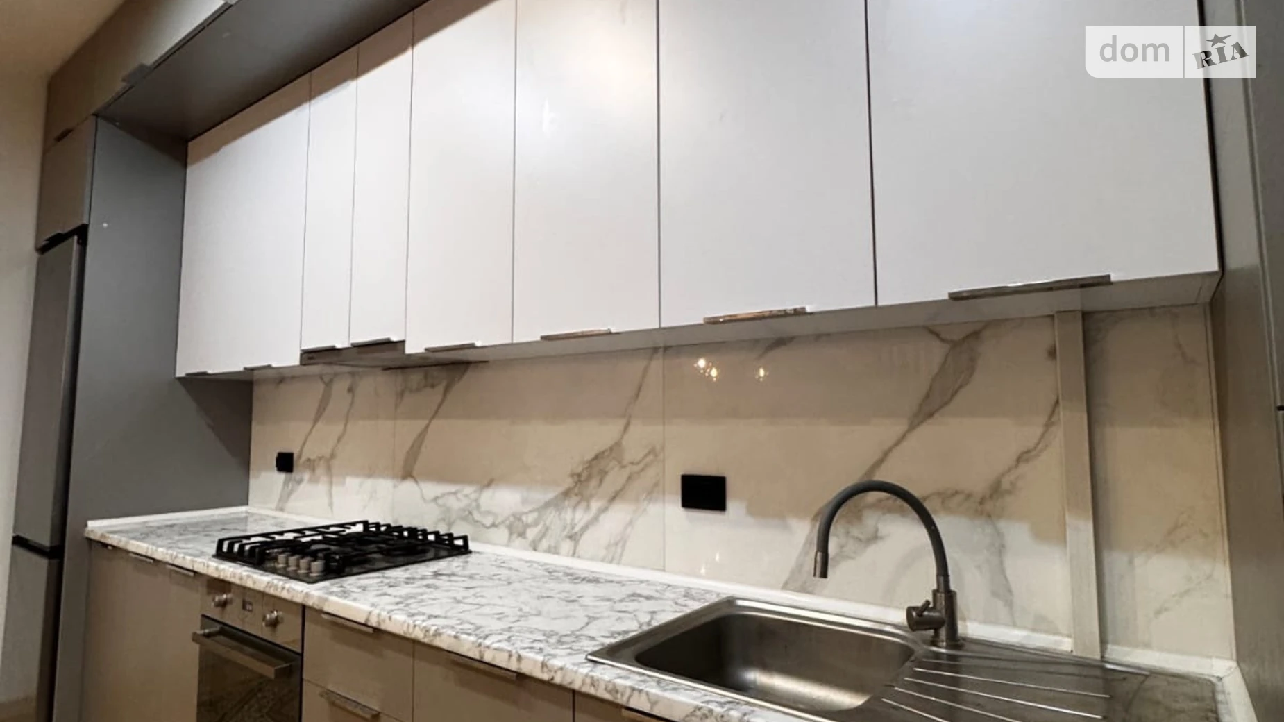 Продається 3-кімнатна квартира 130 кв. м у Мукачеві, вул. Юрія Герца - фото 3