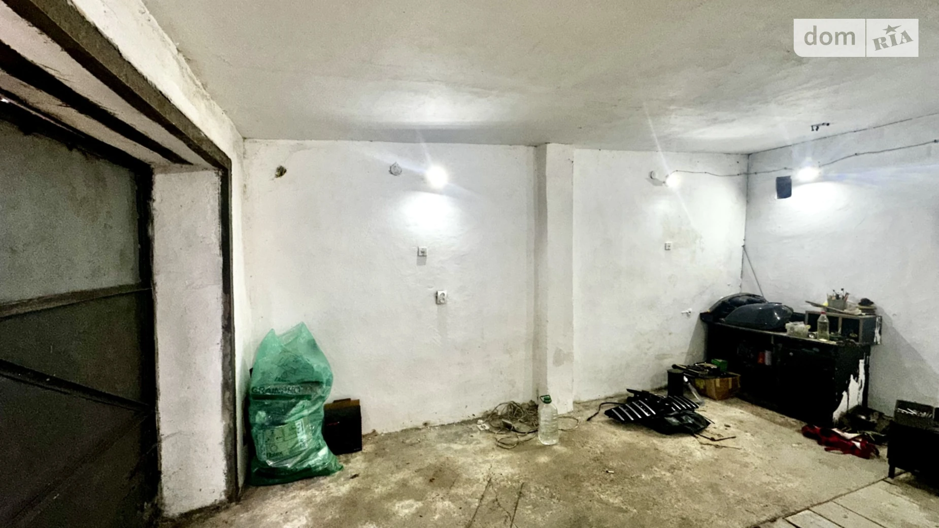 Продается отдельно стоящий гараж под легковое авто на 17.7 кв. м, цена: 11000 $ - фото 4
