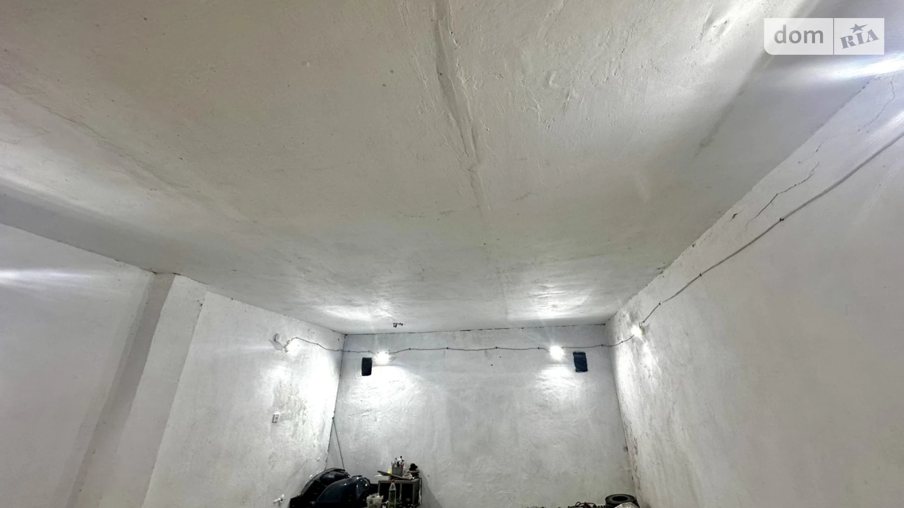 Продается отдельно стоящий гараж под легковое авто на 17.7 кв. м, цена: 11000 $ - фото 5