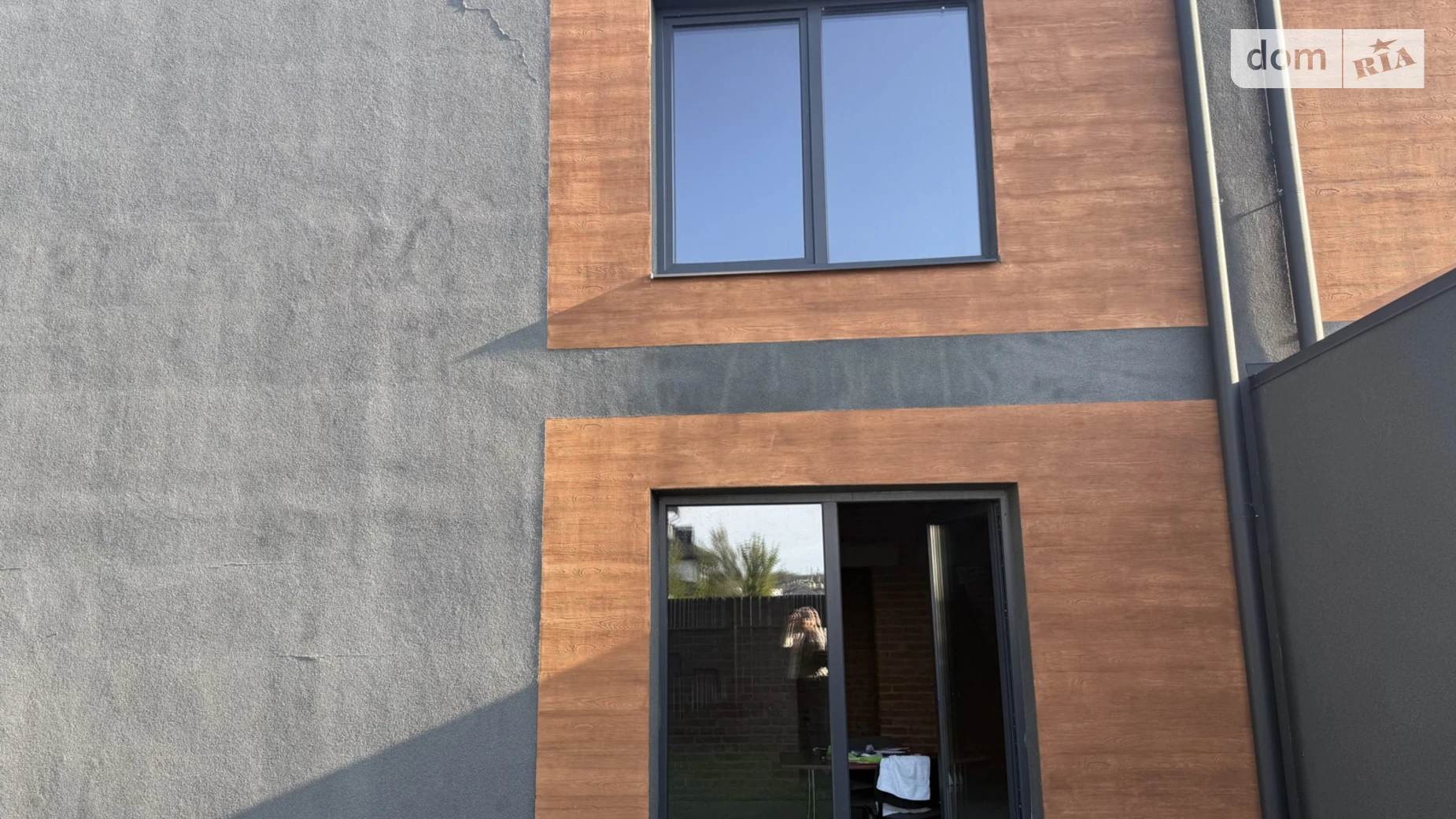 Продается дом на 2 этажа 160 кв. м с бассейном, цена: 103000 $ - фото 2