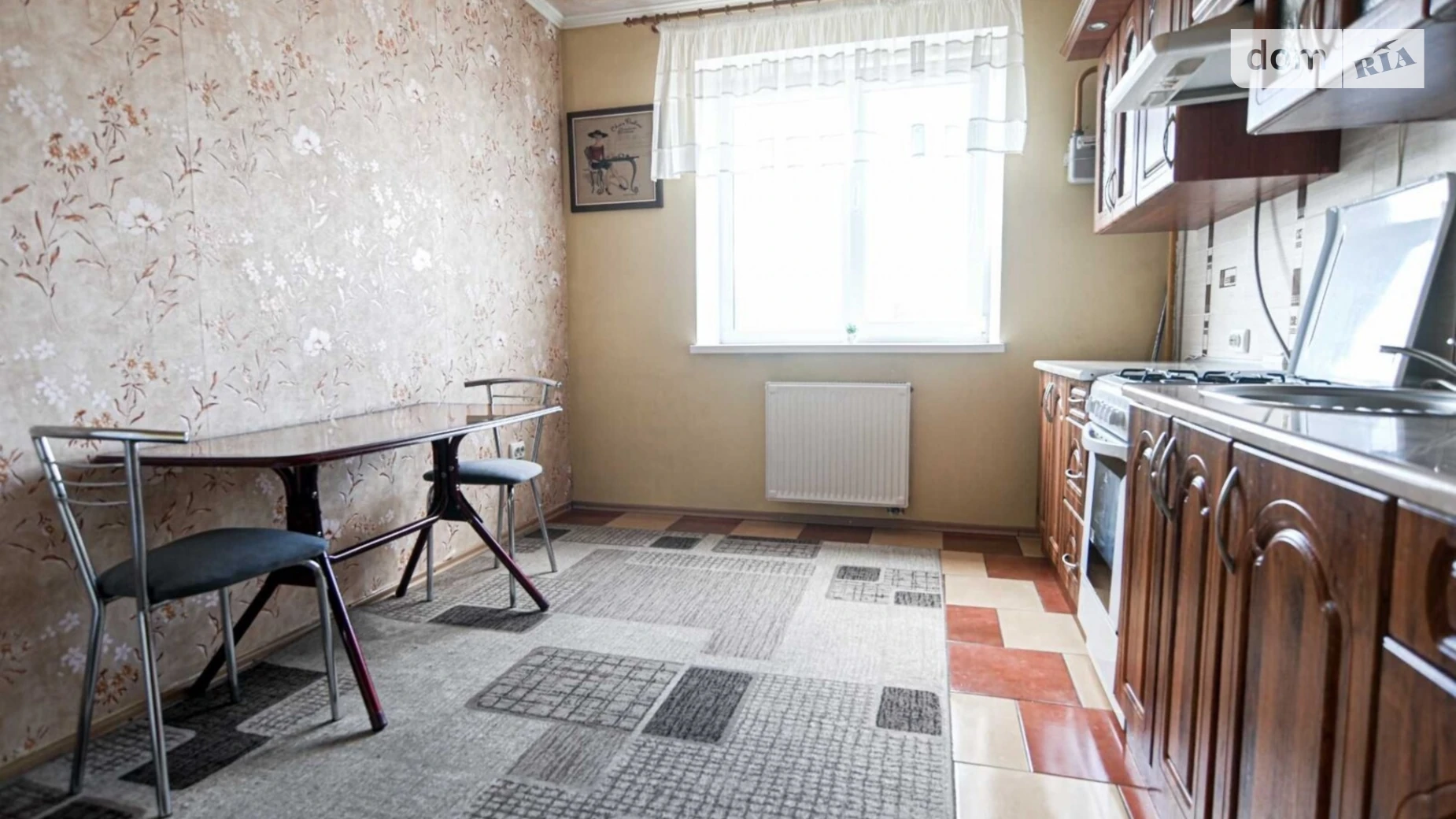 Продается 2-комнатная квартира 82.3 кв. м в Ровно, ул. Соборная - фото 2