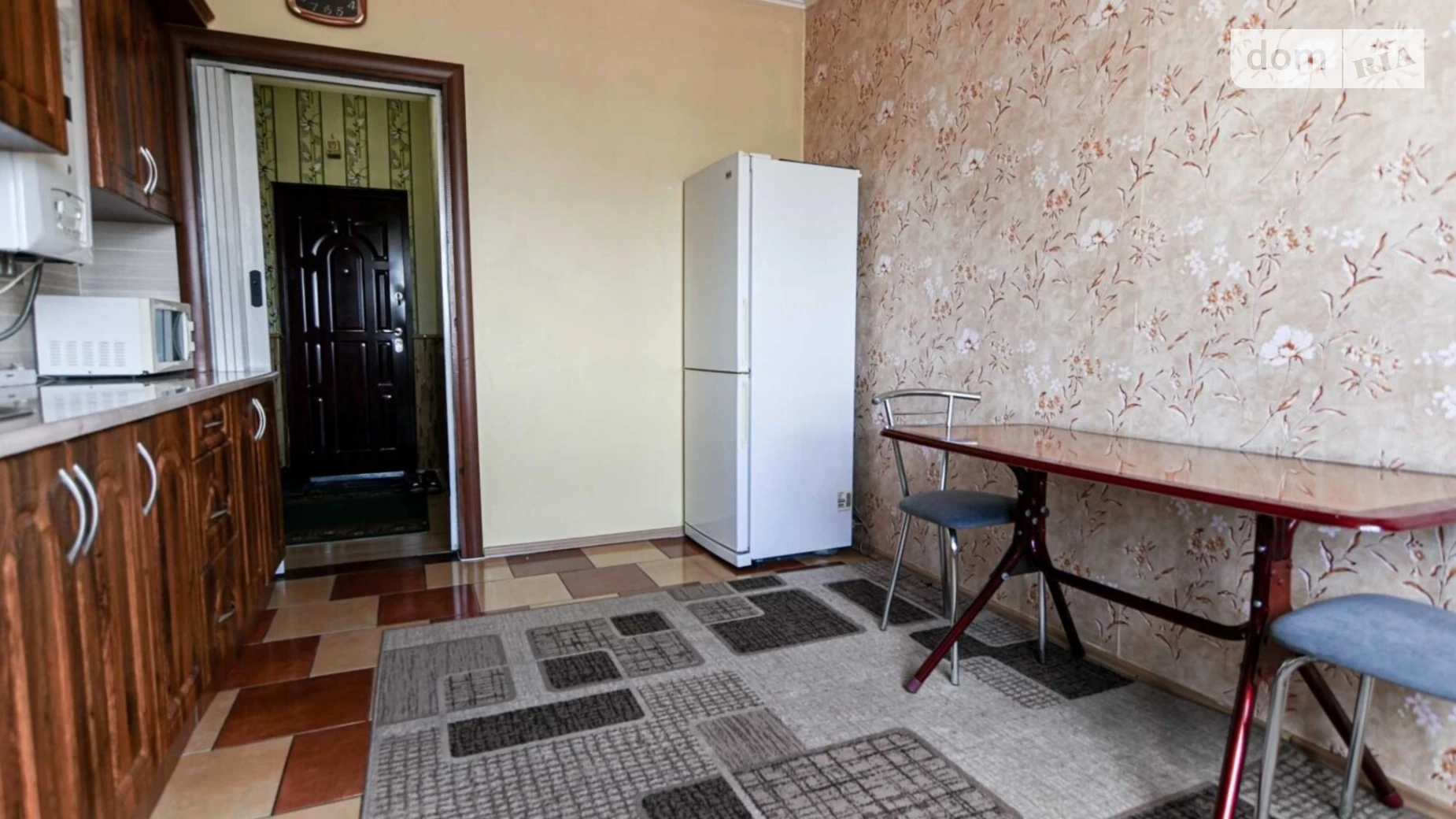 Продается 2-комнатная квартира 82.3 кв. м в Ровно, ул. Соборная - фото 3