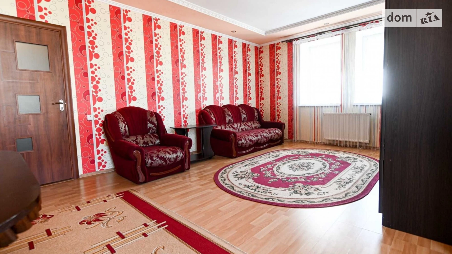 Продается 2-комнатная квартира 82.3 кв. м в Ровно, ул. Соборная - фото 4