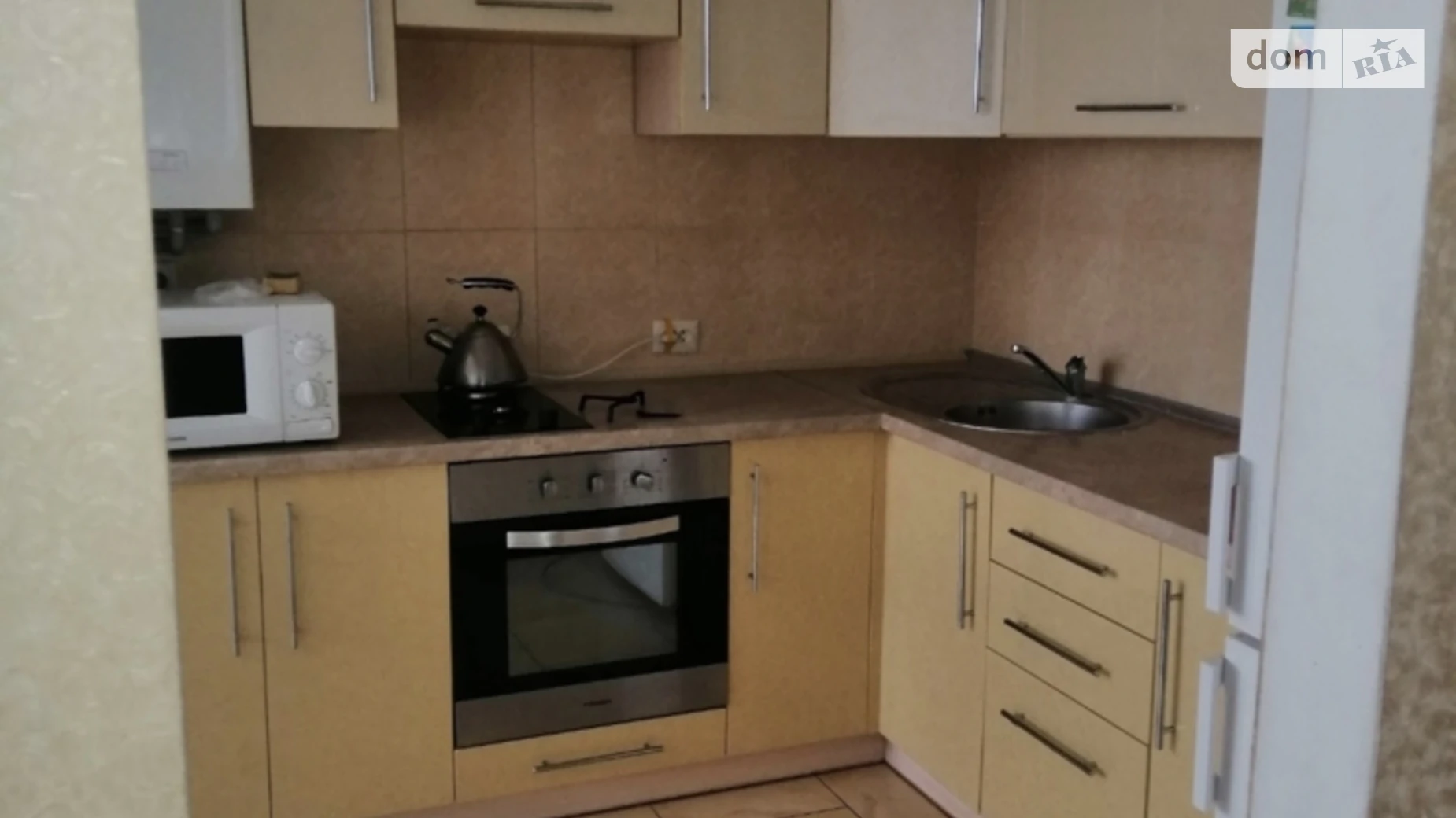 2-комнатная квартира 68 кв. м в, цена: 72000 $ - фото 3