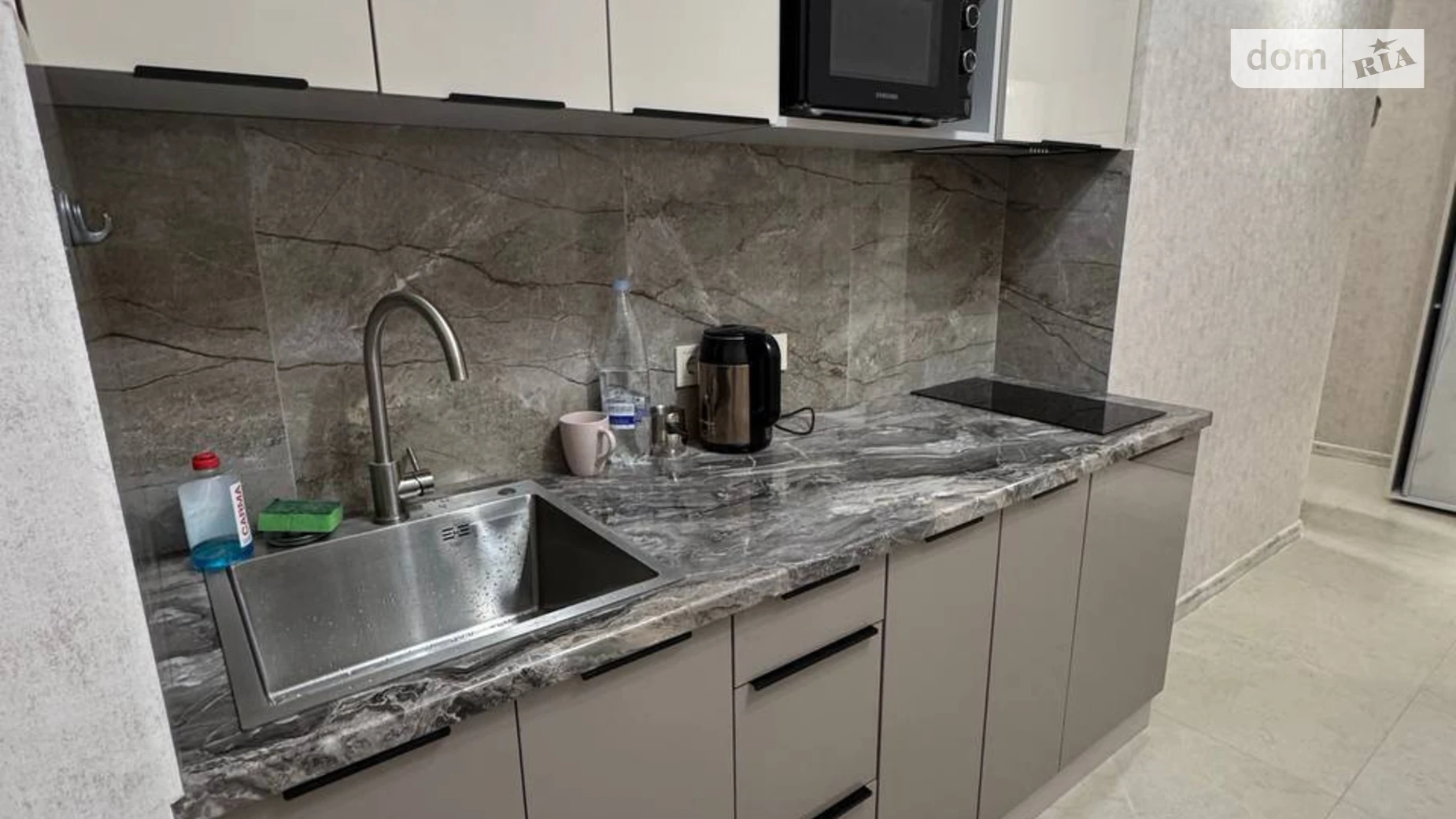 Сдается в аренду 1-комнатная квартира 41 кв. м в Одессе, Фонтанская дор., 124 - фото 2