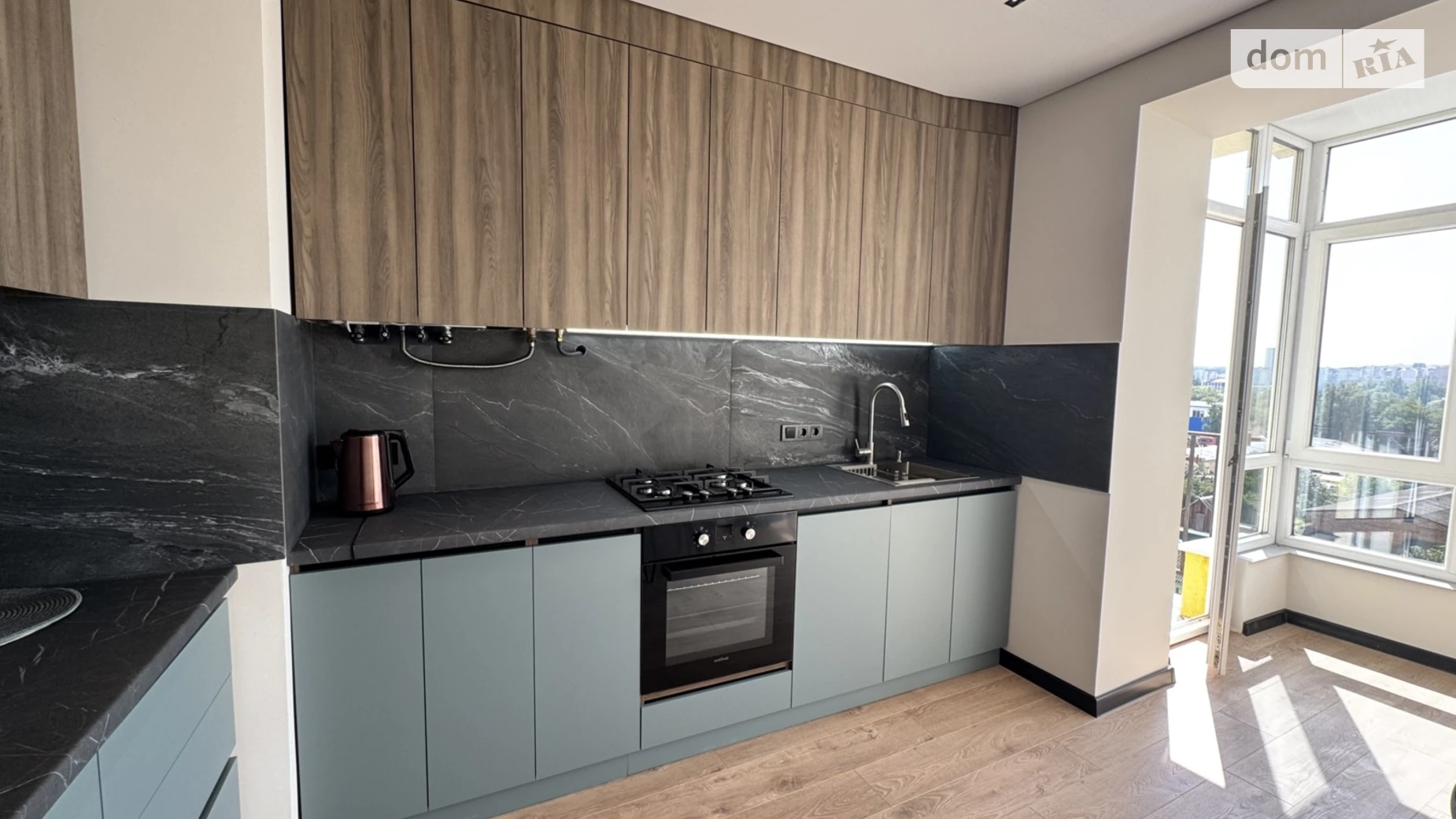 Продается 1-комнатная квартира 49 кв. м в Черновцах, ул. Николаевская, 39 - фото 3