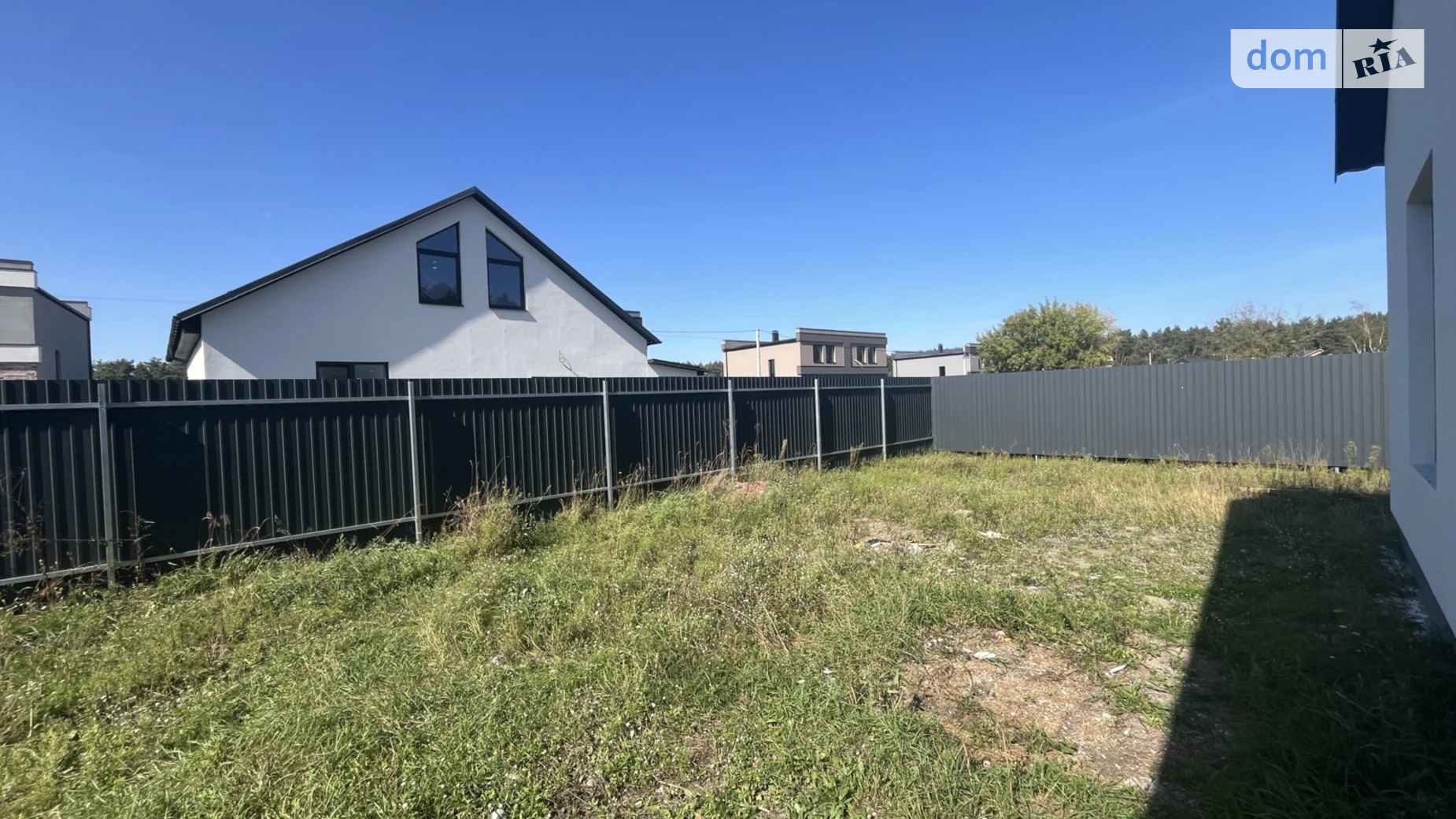 Продается дом на 2 этажа 142 кв. м с садом, цена: 76000 $ - фото 3