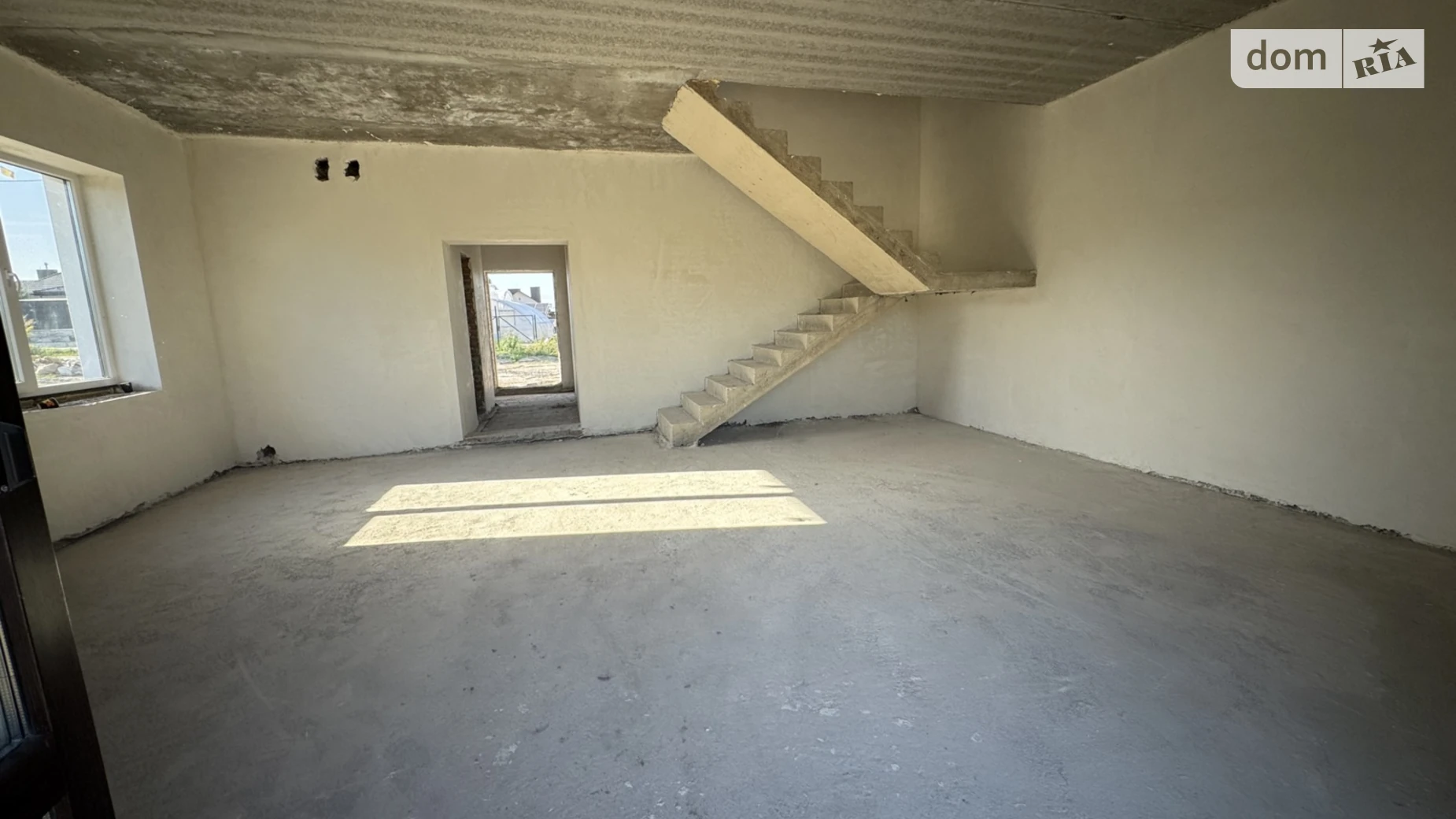 Продается дом на 2 этажа 180 кв. м с садом, цена: 90000 $ - фото 4