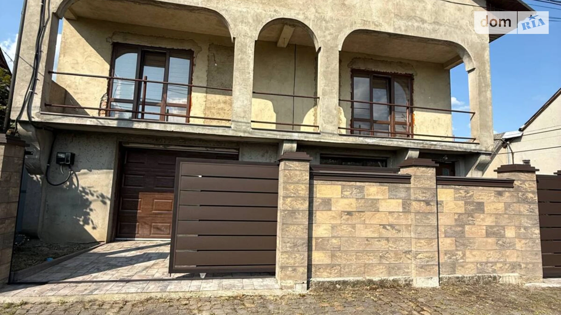 Продается дом на 2 этажа 320 кв. м с мебелью, цена: 140000 $ - фото 2