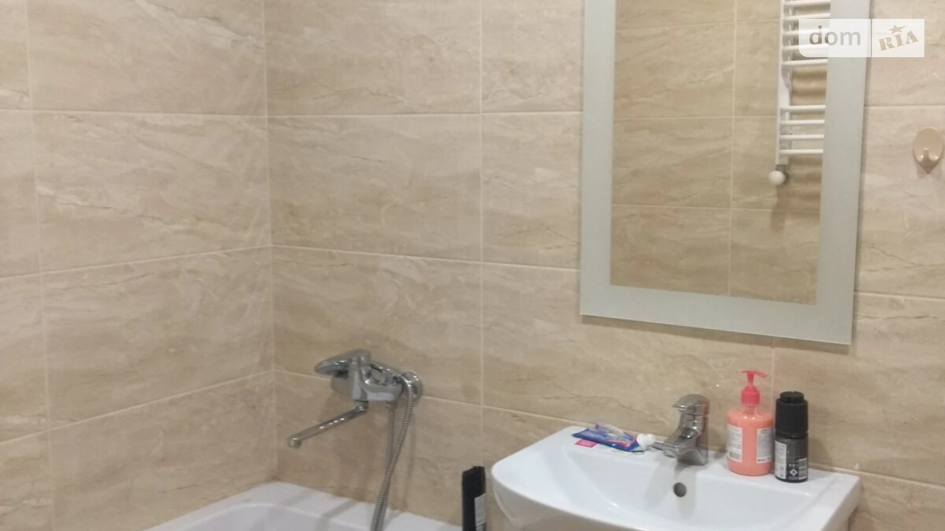 1-комнатная квартира 42 кв. м в Тернополе, просп. Злуки - фото 5