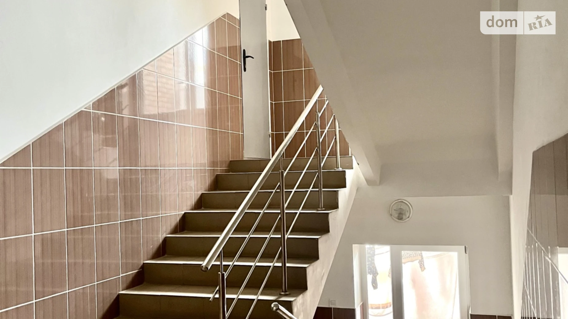 Продается 1-комнатная квартира 44.3 кв. м в Ровно, ул. Соборная, 285А - фото 3