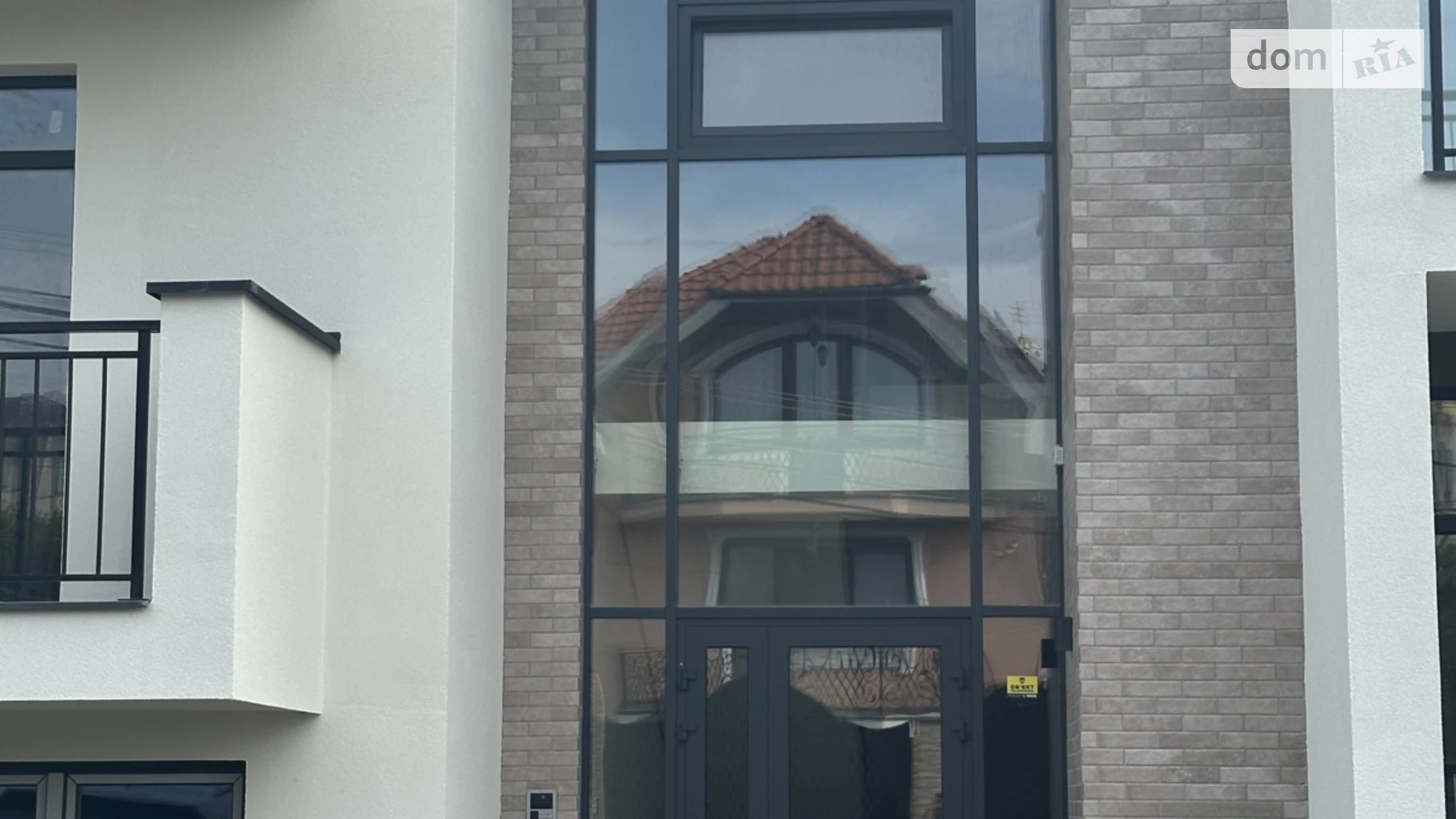 Продається 1-кімнатна квартира 60 кв. м у Ужгороді, пров. Вербний, 6 - фото 2