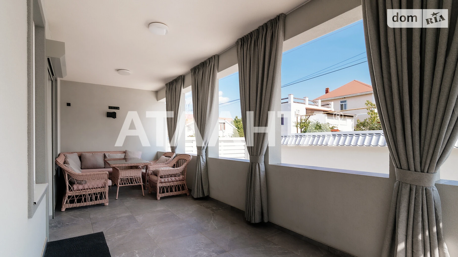 Продается дом на 2 этажа 170 кв. м с гаражом, цена: 390000 $ - фото 4