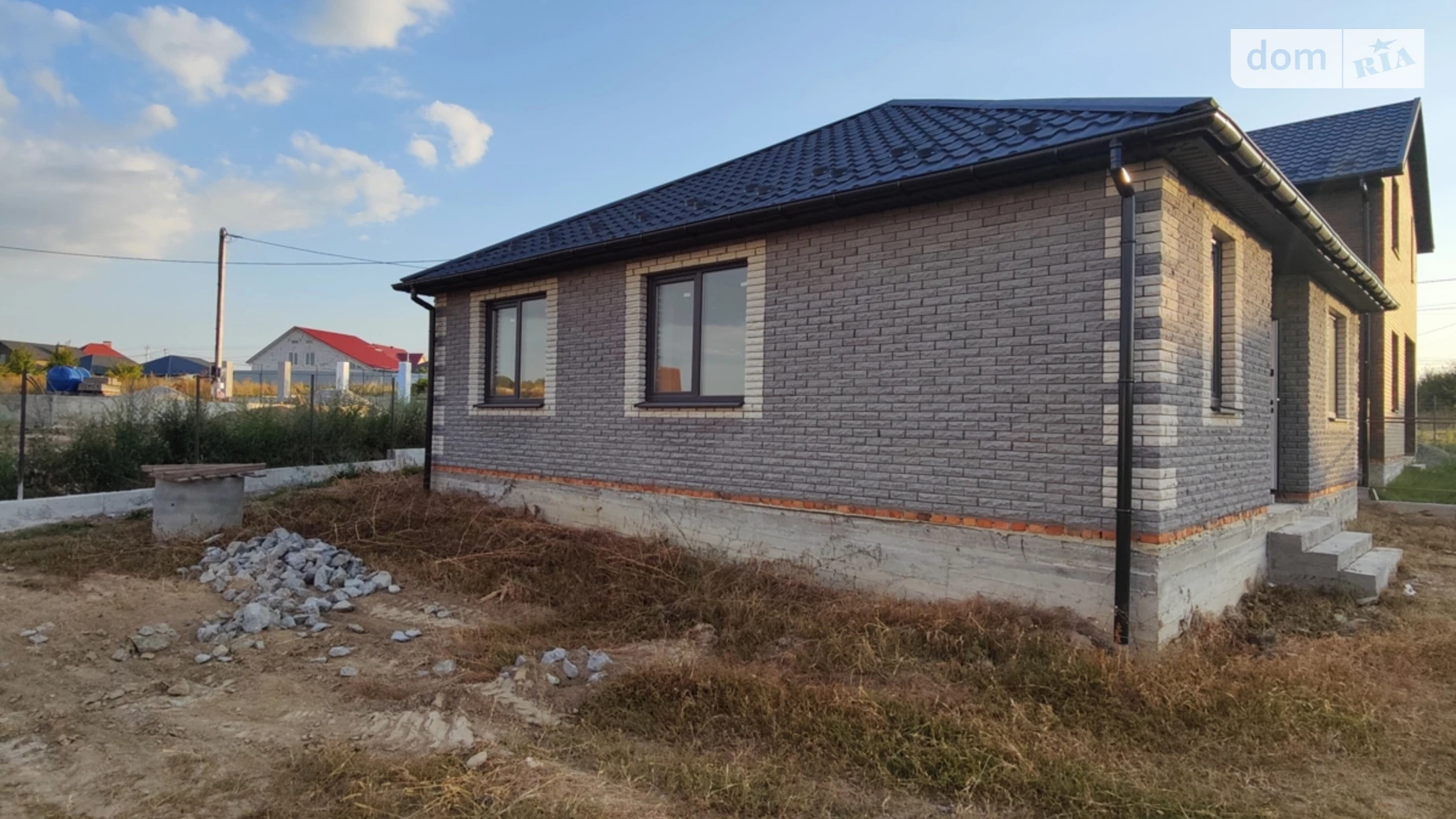 Продается одноэтажный дом 92 кв. м с гаражом, цена: 74999 $ - фото 2