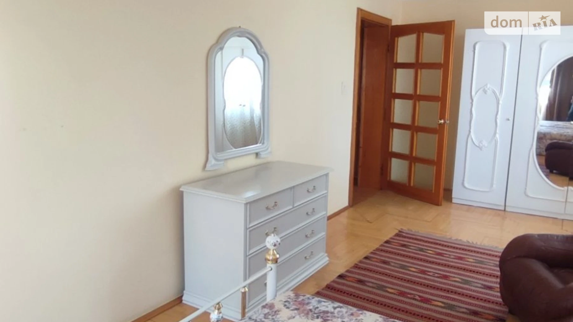 Продается дом на 3 этажа 400 кв. м с гаражом, цена: 180000 $ - фото 3