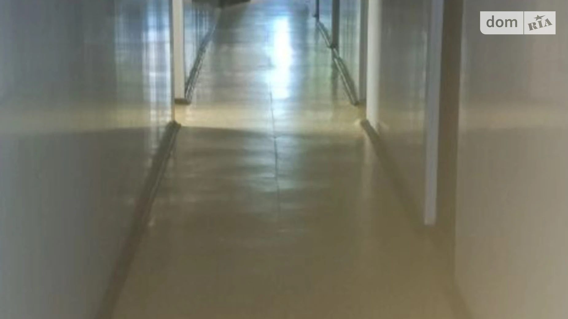 Продается офис 257 кв. м в бизнес-центре, цена: 250000 $ - фото 3