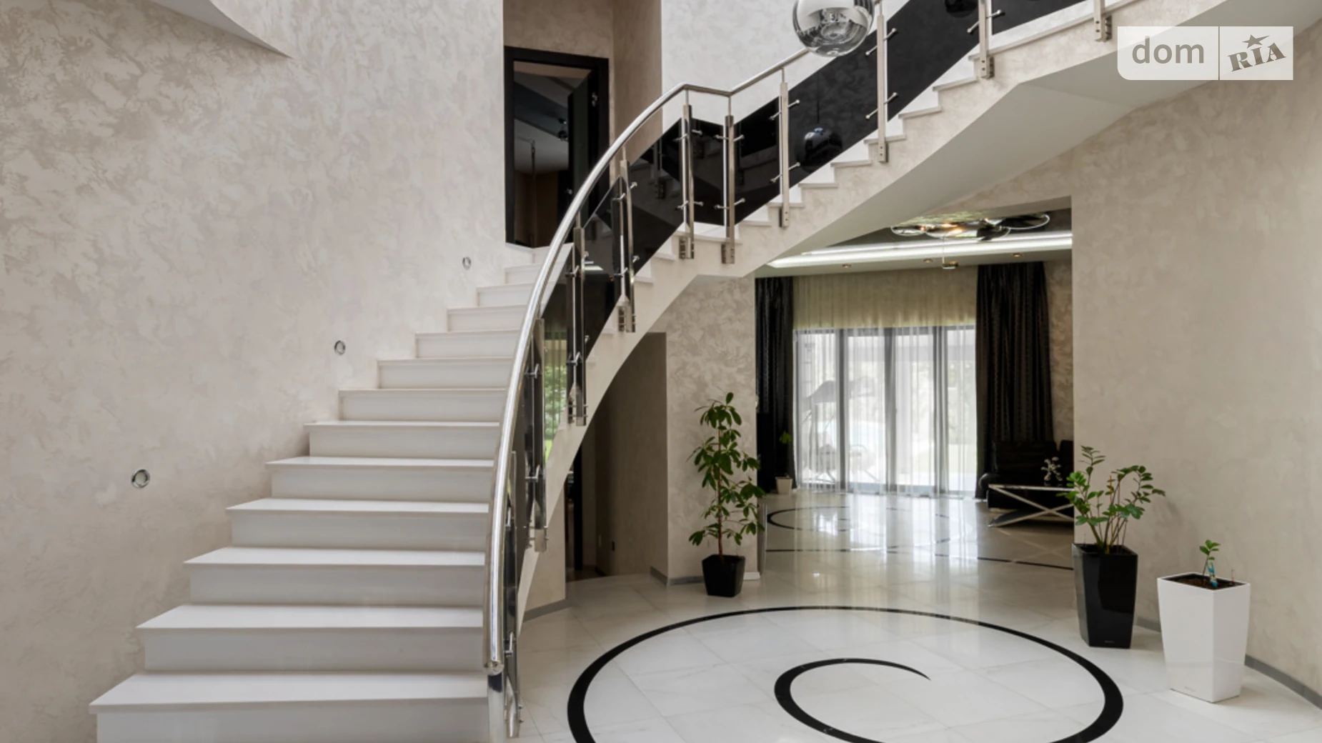 Продается дом на 2 этажа 376.6 кв. м с подвалом, цена: 820000 $ - фото 5