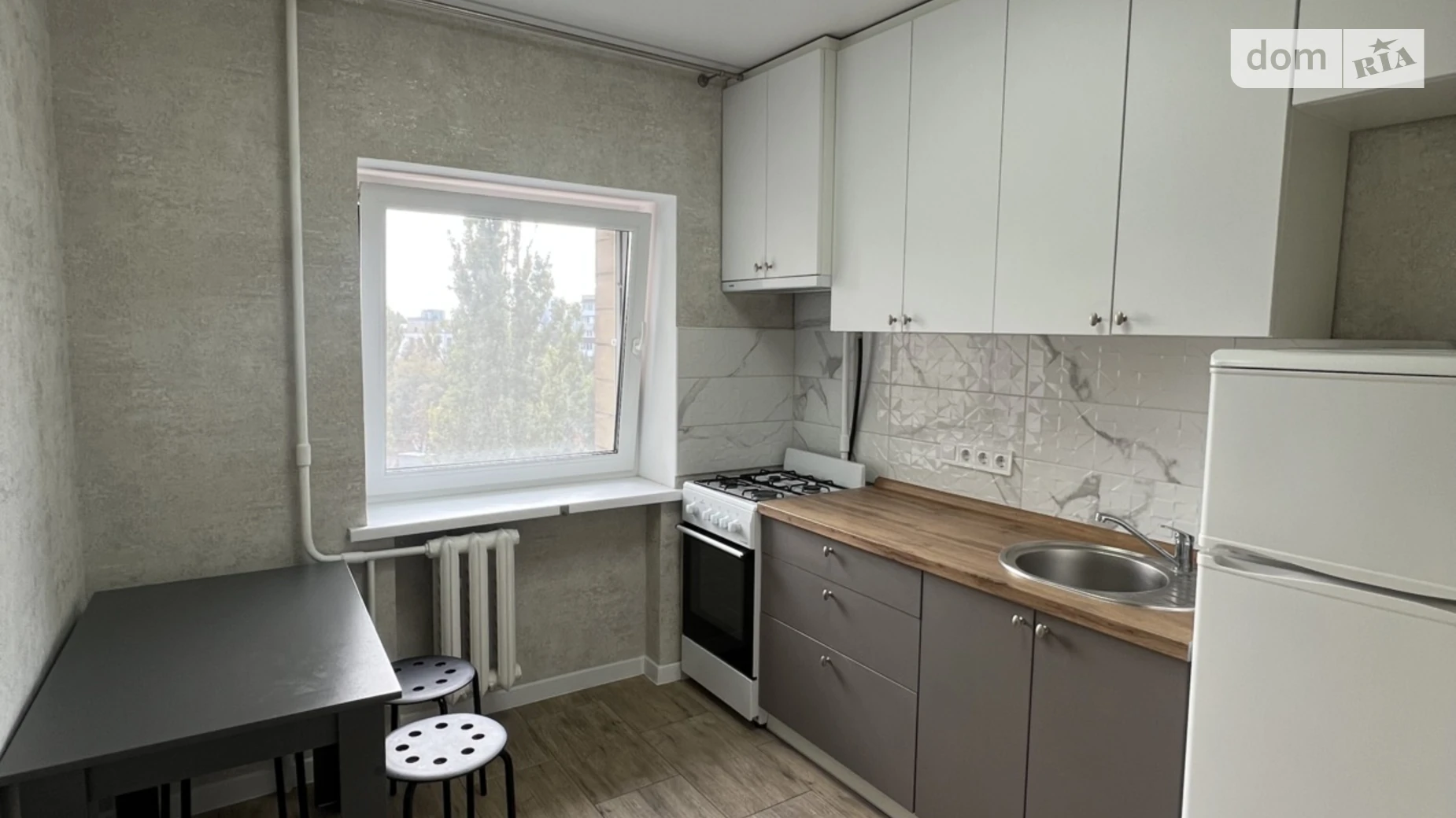 Продается 1-комнатная квартира 38.7 кв. м в Киеве, ул. Гарета Джонса(Семьи Хохловых), 1 - фото 2