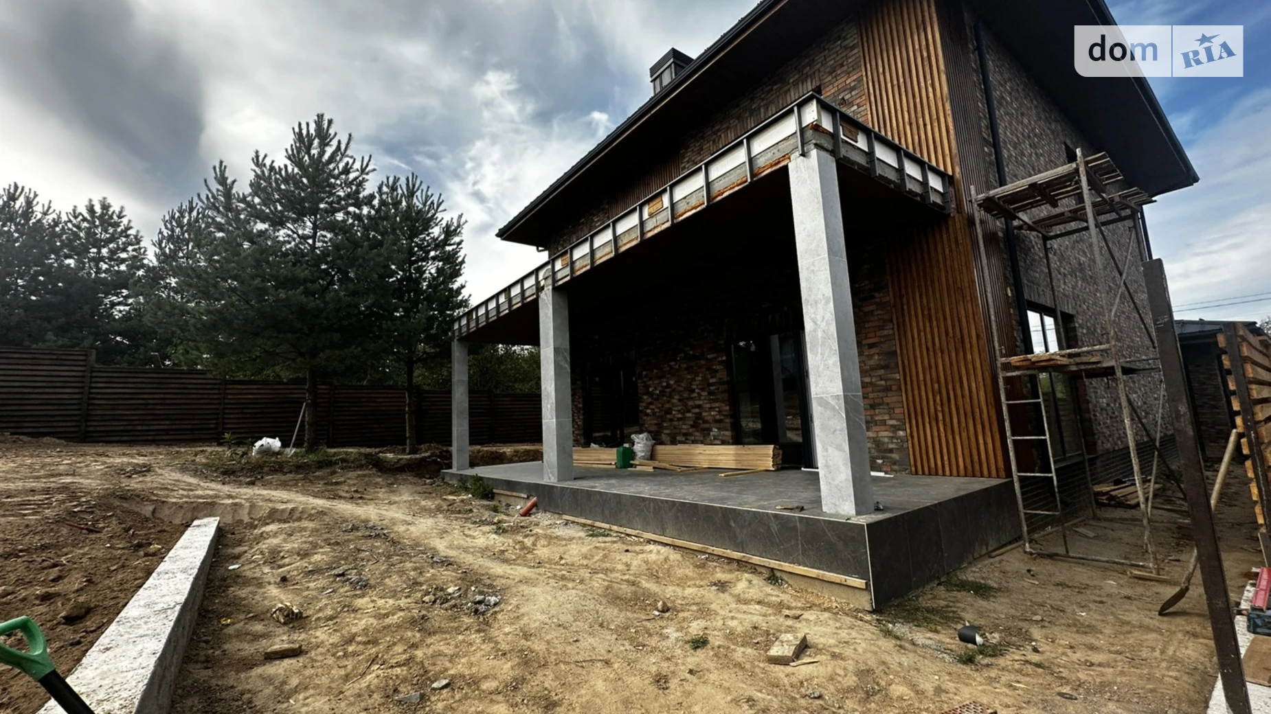 Продается дом на 2 этажа 190 кв. м с верандой, цена: 390000 $ - фото 2