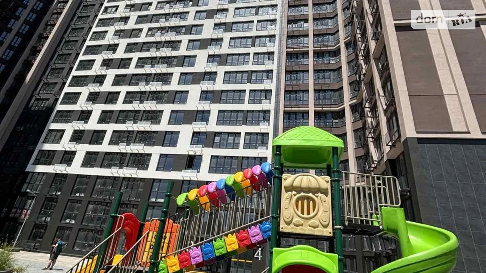 Продается 3-комнатная квартира 100 кв. м в Одессе, ул. Ивана Франко - фото 2