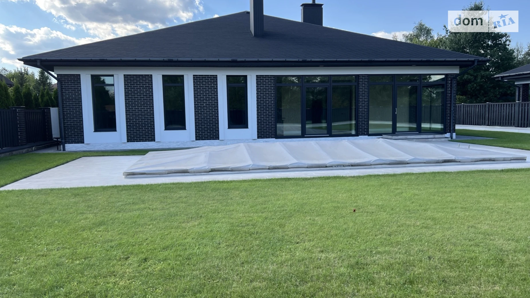 Продается одноэтажный дом 280 кв. м с участком, цена: 785000 $ - фото 2