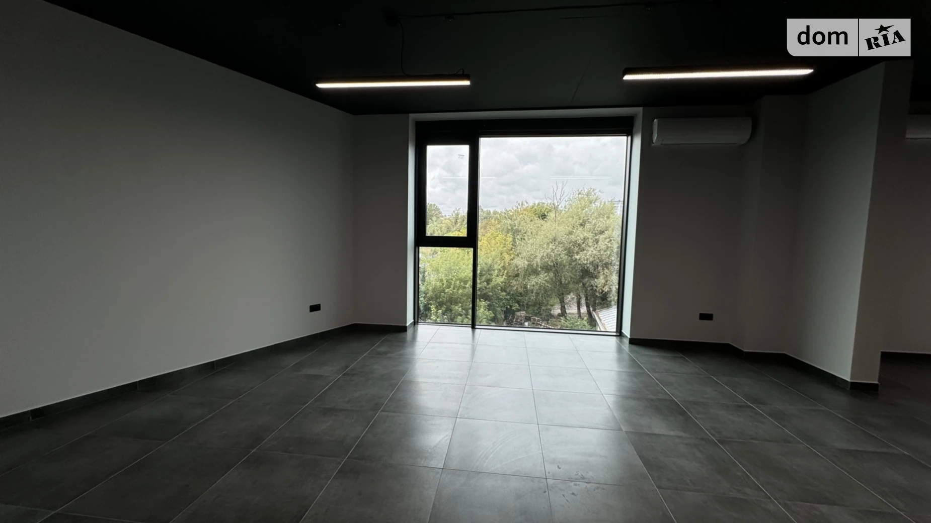 Сдается в аренду офис 86 кв. м в бизнес-центре, цена: 900 $ - фото 4