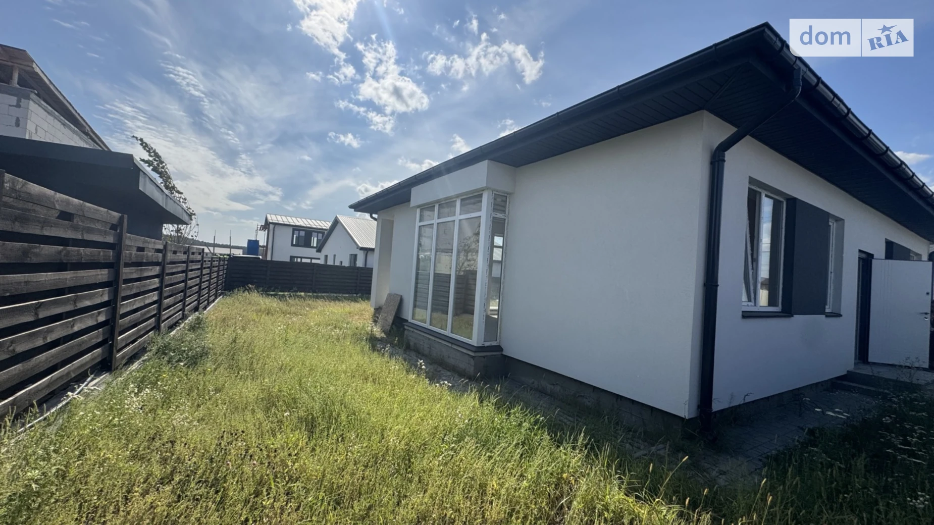 Продається одноповерховий будинок 92 кв. м з каміном, цена: 76990 $ - фото 2