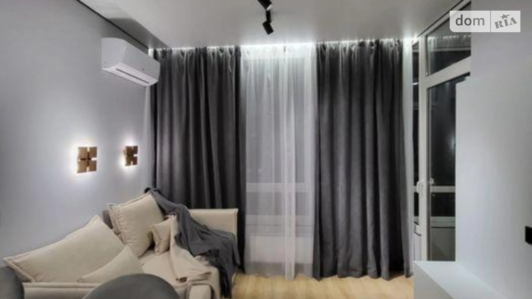 Продается 1-комнатная квартира 40.3 кв. м в Киеве, ул. Семьи Кристеров, 14Б - фото 2