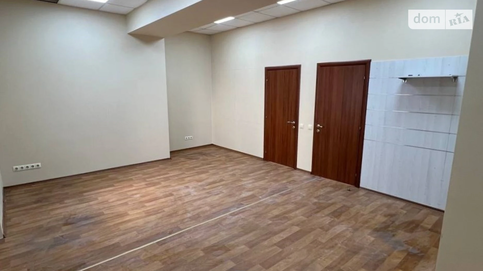 Продается офис 180.6 кв. м в бизнес-центре, цена: 135450 $ - фото 5