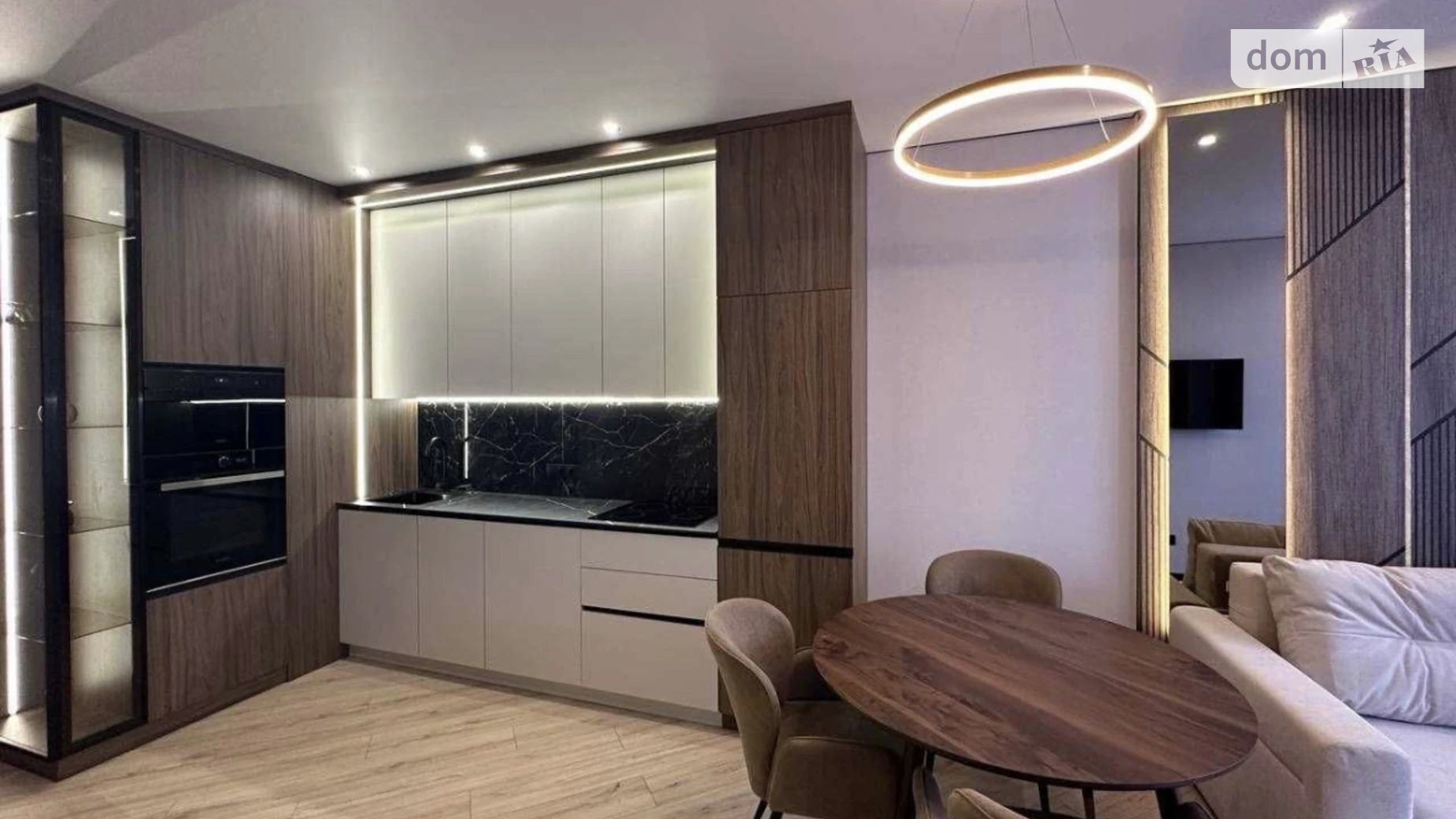 Продается 1-комнатная квартира 44 кв. м в Одессе, ул. Генуэзская, 1/1 - фото 2