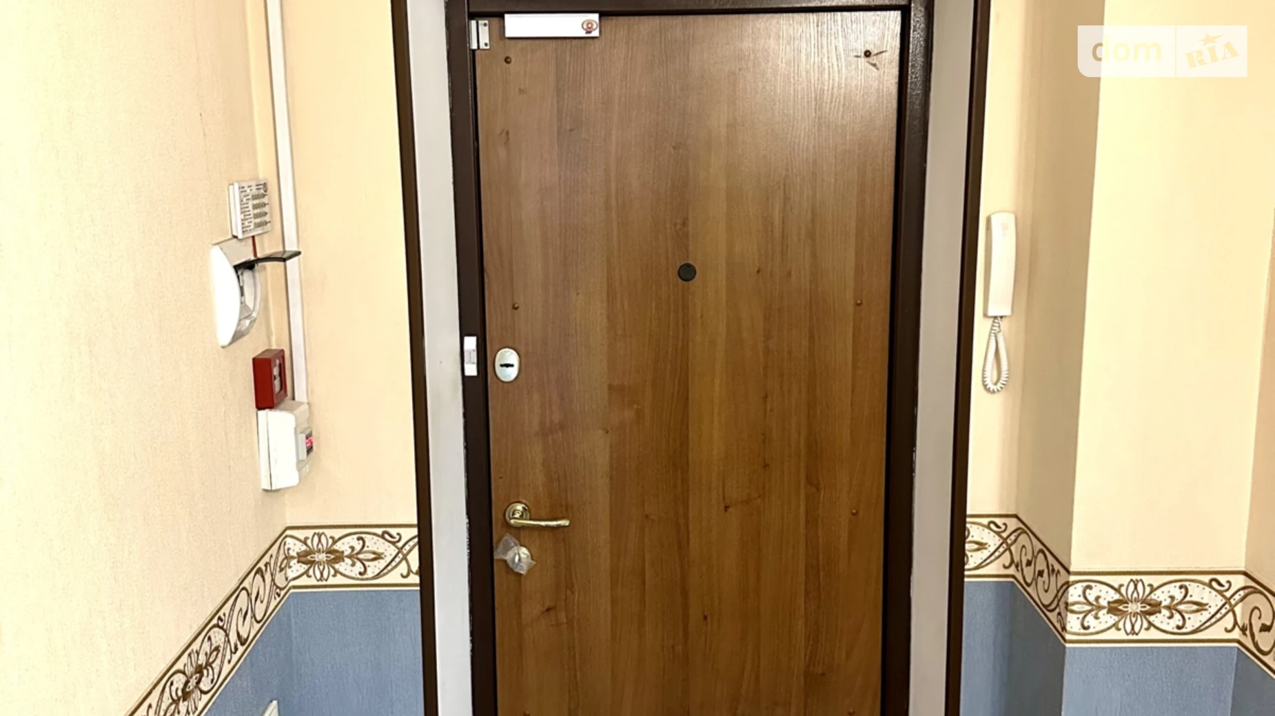 Продается офис 155 кв. м в бизнес-центре, цена: 135000 $ - фото 5