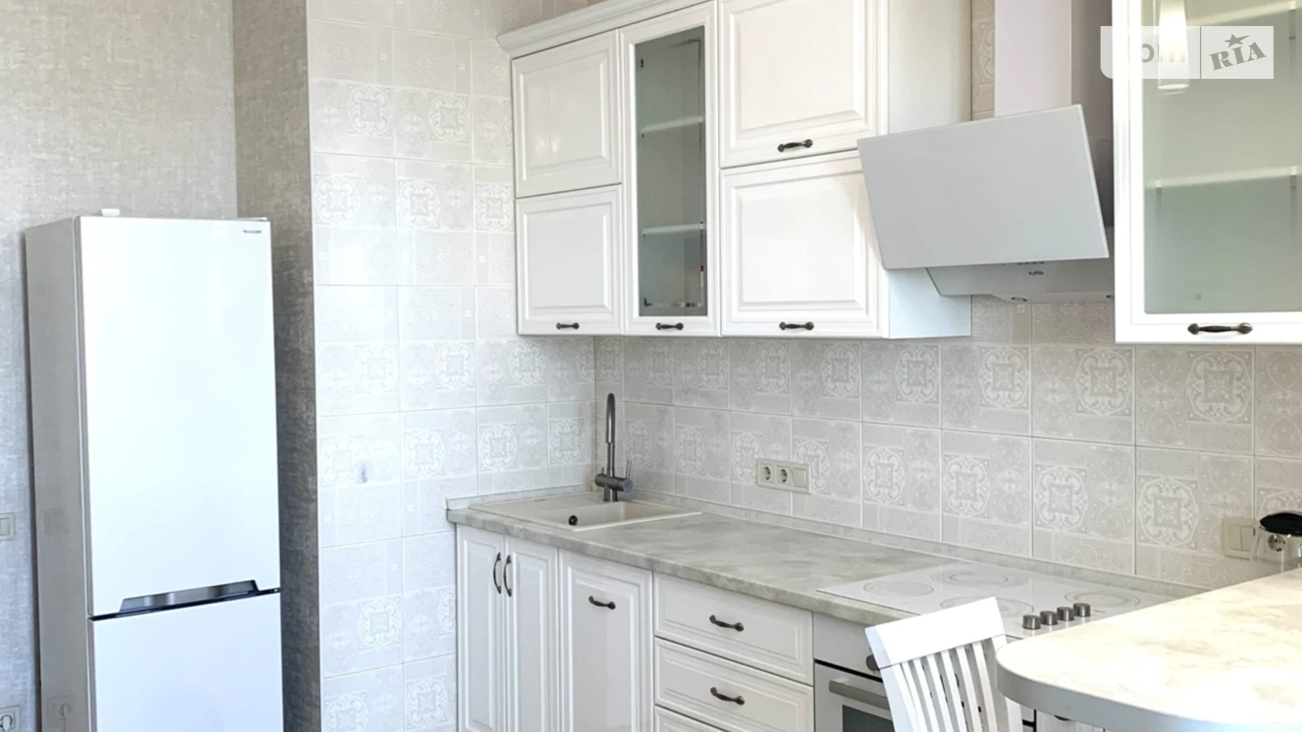 Сдается в аренду 1-комнатная квартира 60 кв. м в Одессе, бул. Французский, 26 корпус 1 - фото 4