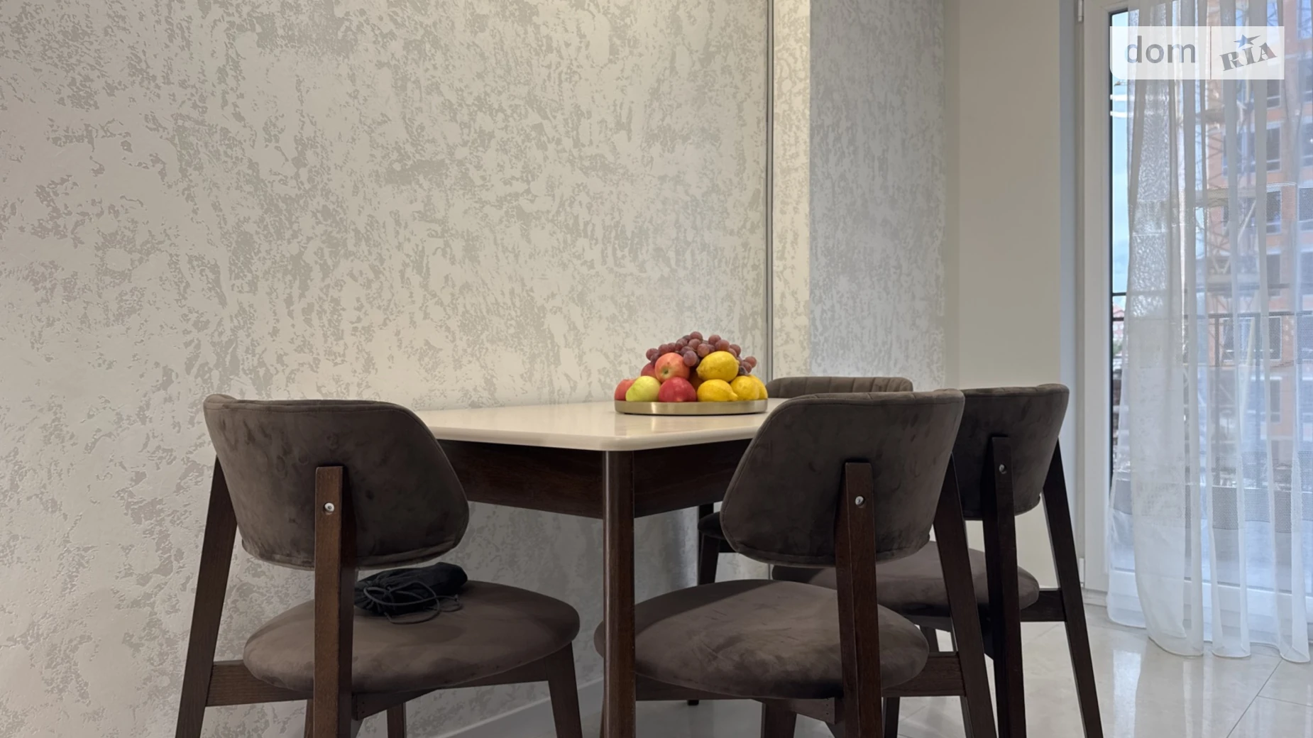 Продается 1-комнатная квартира 45 кв. м в Ивано-Франковске, ул. Юліана Пелеша(Крайковского), 3 корпус 1 - фото 4