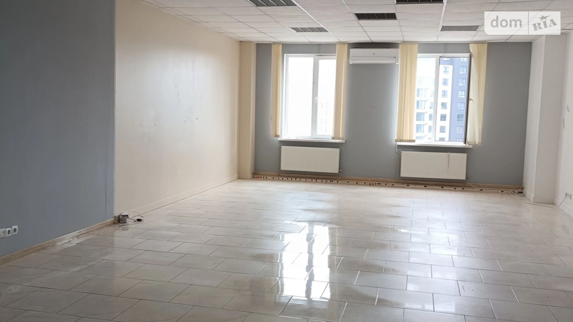 Продается офис 60 кв. м в бизнес-центре, цена: 53000 $ - фото 2
