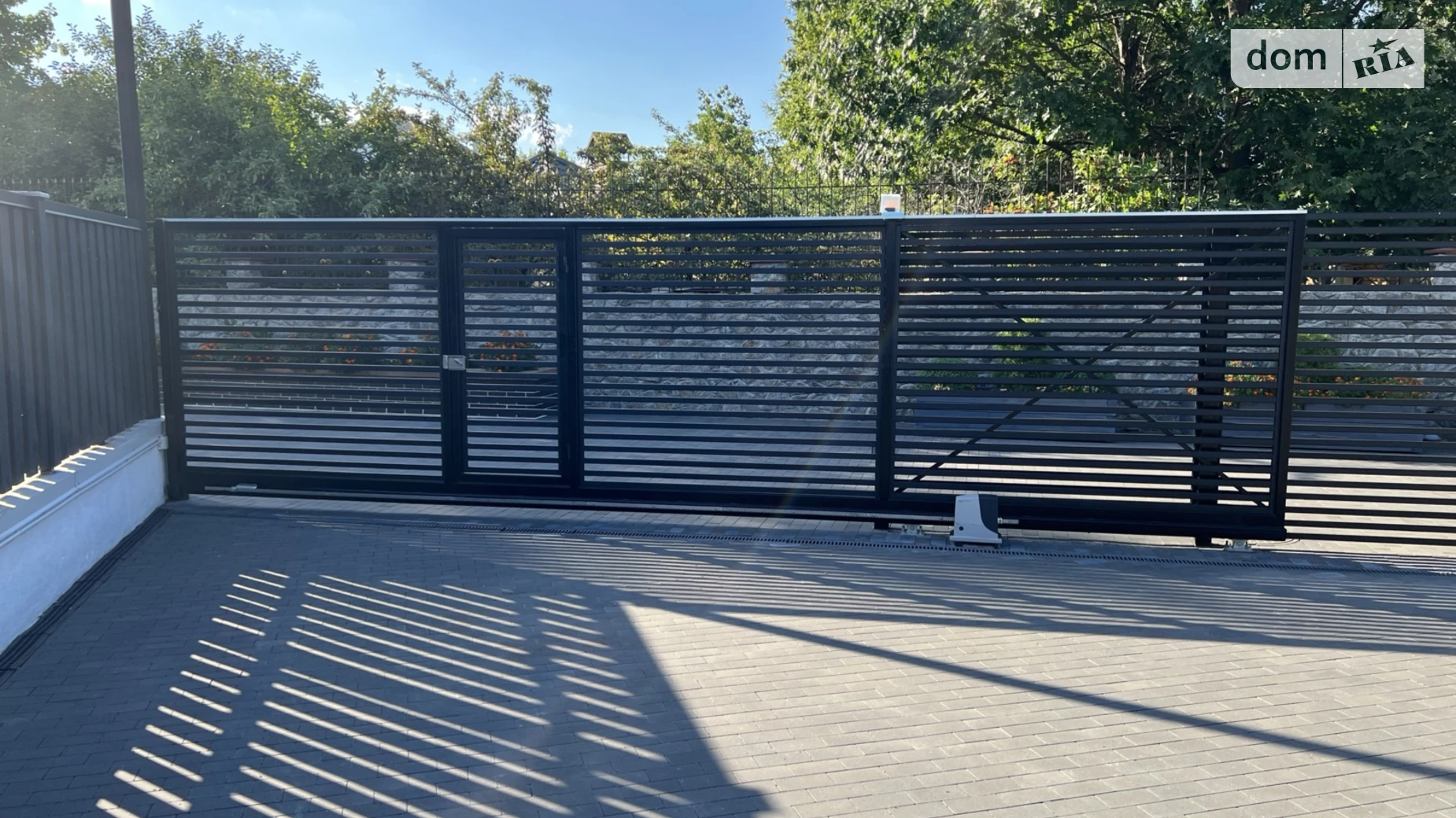 Продается одноэтажный дом 400 кв. м с верандой, цена: 880000 $ - фото 2