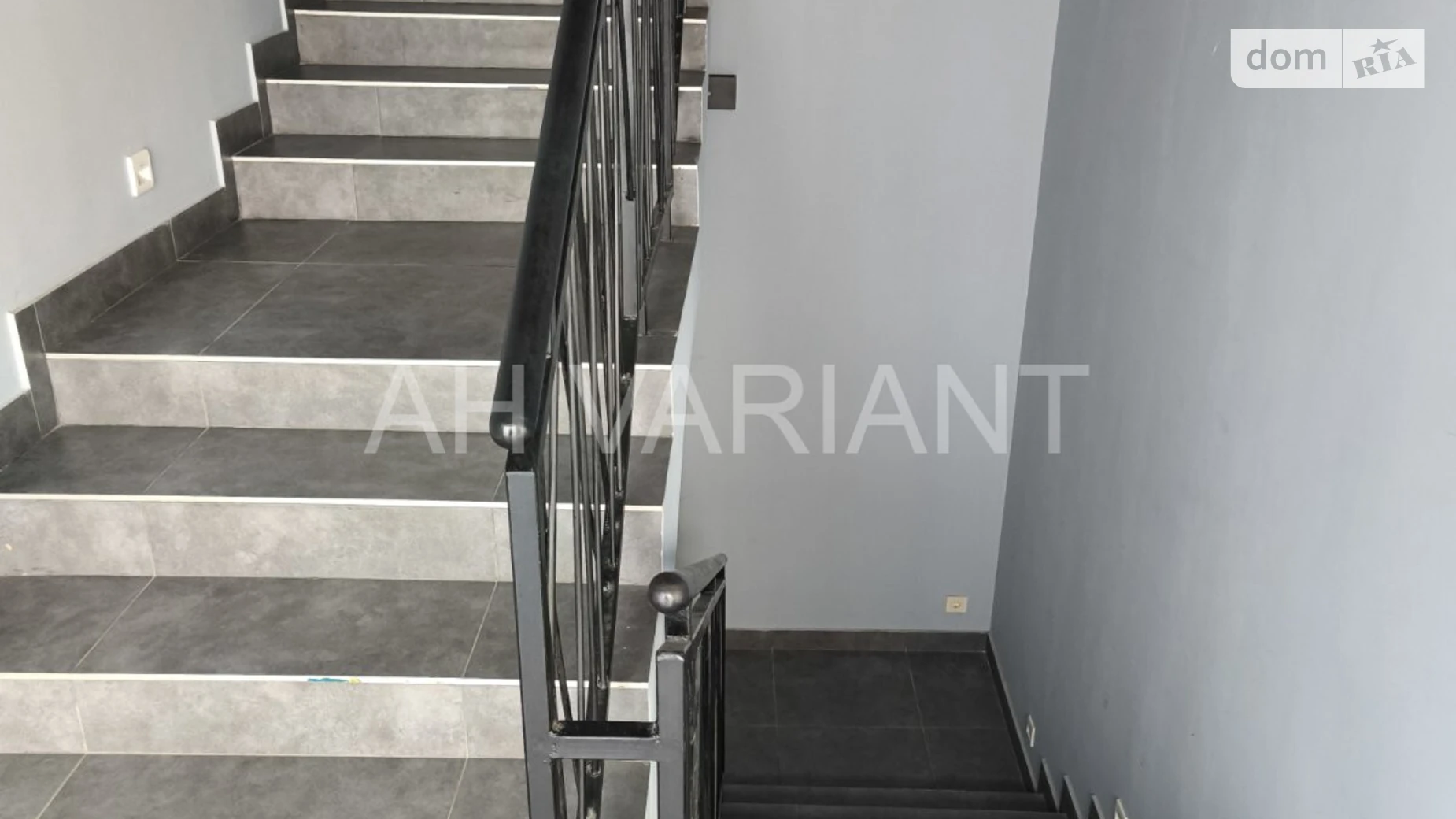 Сдается в аренду офис 120 кв. м в бизнес-центре, цена: 1500 $ - фото 2