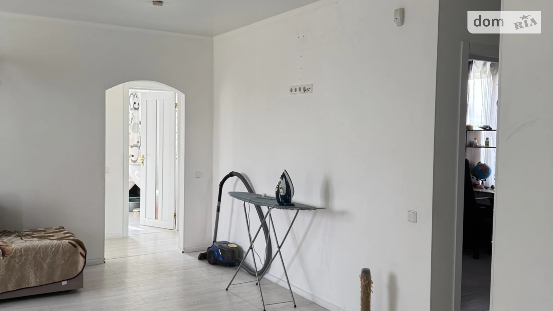 Продается одноэтажный дом 95 кв. м с камином, цена: 100000 $ - фото 4