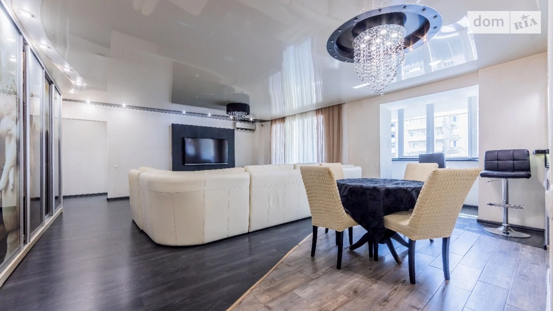 Продается 3-комнатная квартира 88 кв. м в Киеве, ул. Оноре де Бальзака, 4 - фото 2