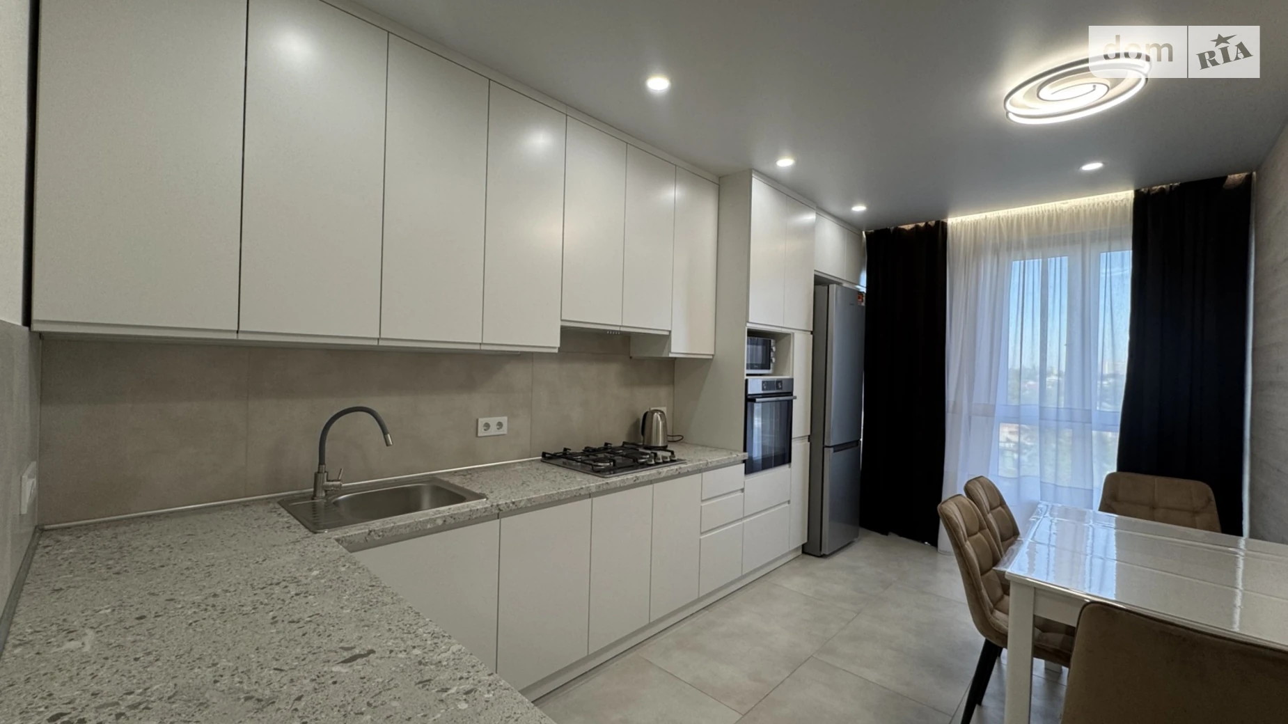 Сдается в аренду 1-комнатная квартира 43 кв. м в Виннице, ул. Праведников мира(Максимовича), 21Г корпус 2 - фото 2