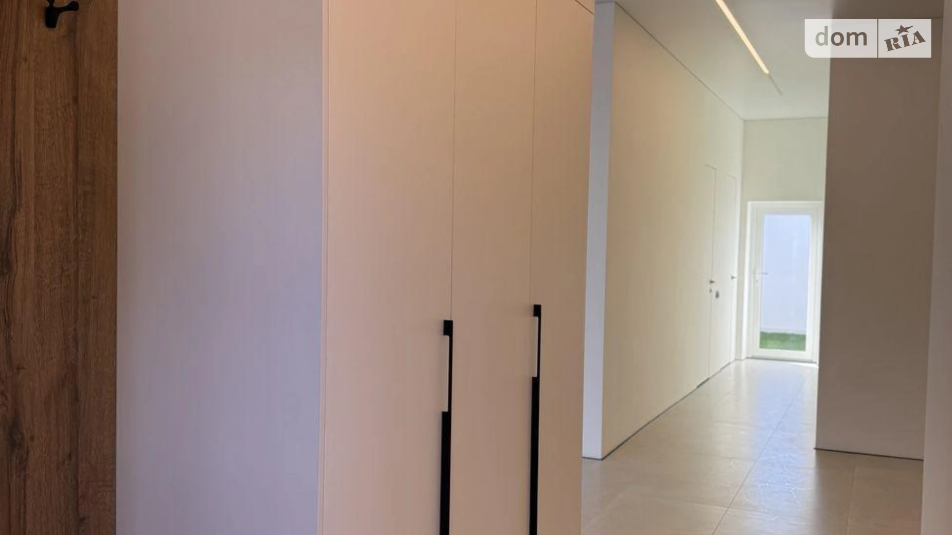 Продается одноэтажный дом 210 кв. м с балконом, цена: 340000 $ - фото 4