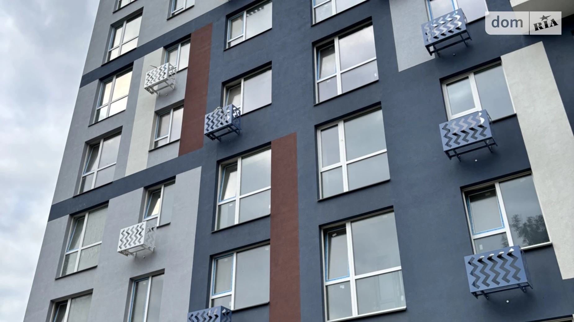 Продается 1-комнатная квартира 37.6 кв. м в Ровно, ул. Белая, 1Б - фото 2