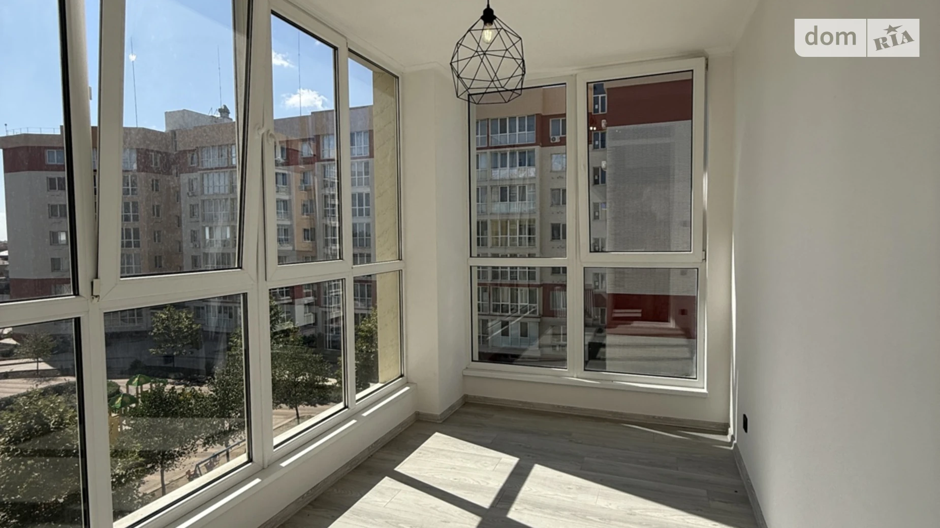 Продається 2-кімнатна квартира 43 кв. м у Лиманці, вул. Будівельна, 50А - фото 3