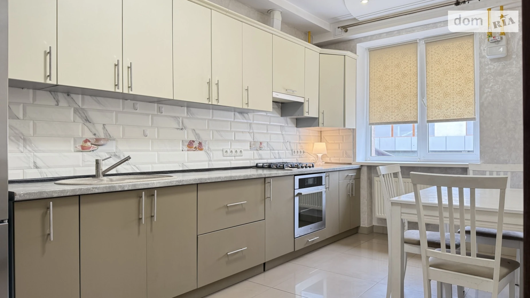 Продается 2-комнатная квартира 60 кв. м в Ровно, ул. Черновола Вячеслава, 93-З - фото 2