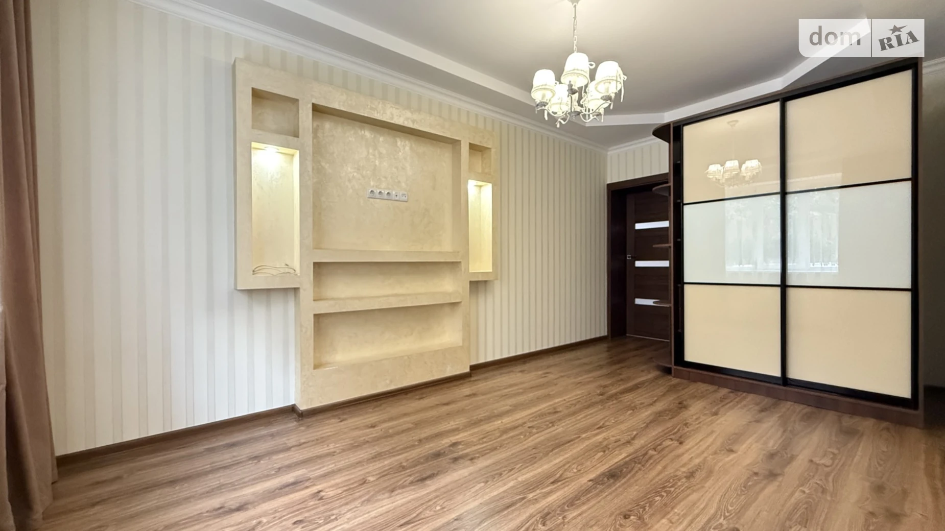 Продается 2-комнатная квартира 60 кв. м в Ровно, ул. Черновола Вячеслава, 93-З - фото 5