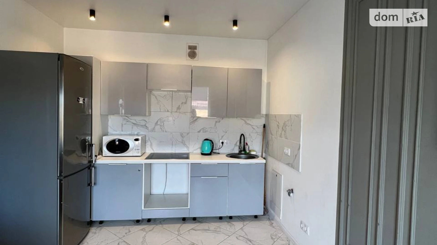 Продається 1-кімнатна квартира 43 кв. м у Івано-Франківську, вул. Залізнична - фото 5