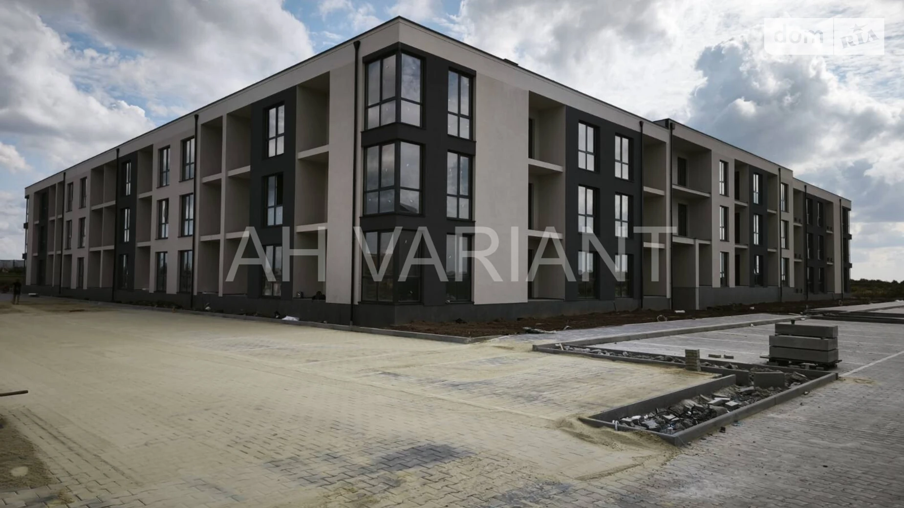 Продается 2-комнатная квартира 56 кв. м в Сторожнице, ул. Волошковая - фото 3