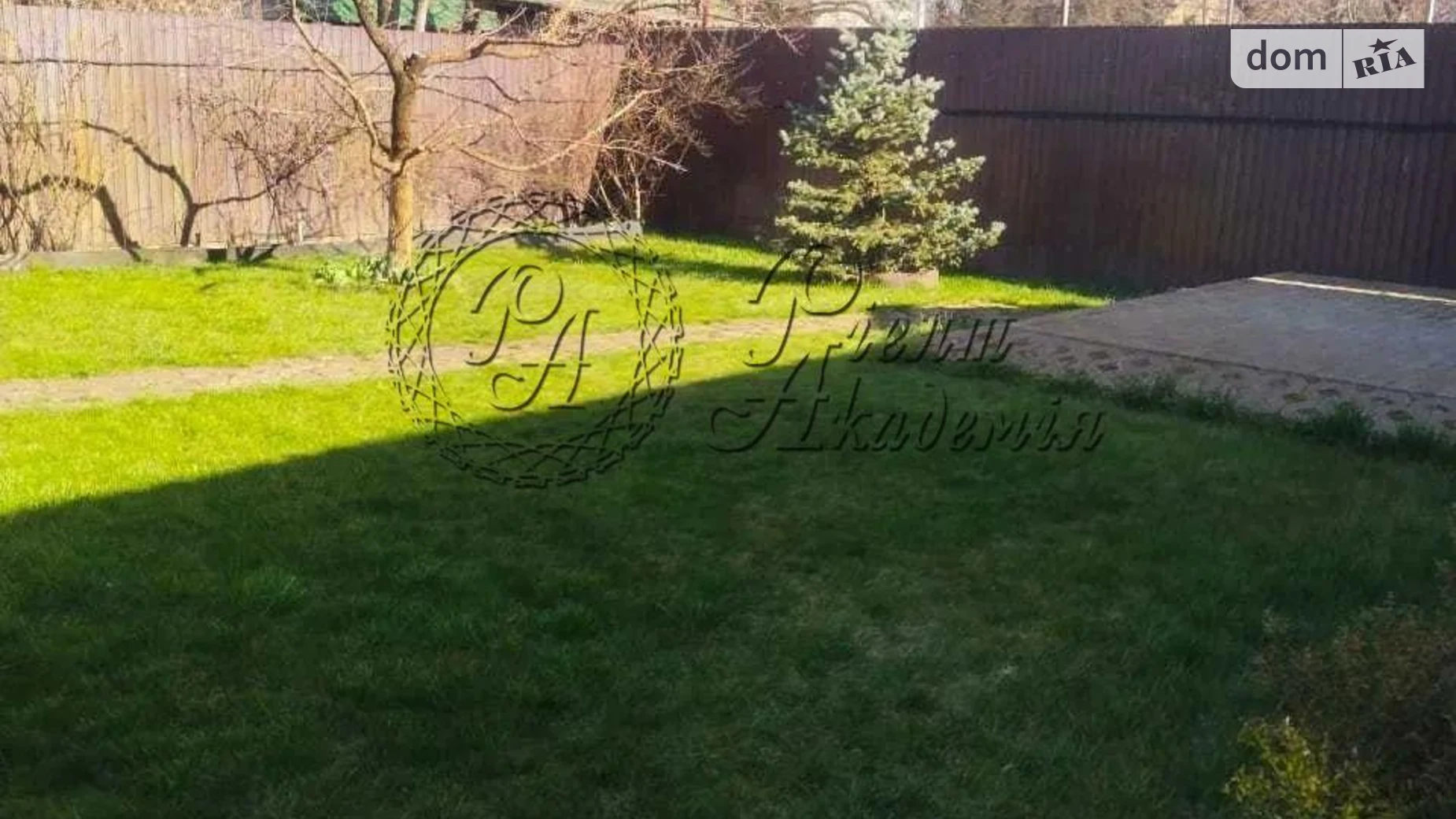 Сдается в аренду дом на 2 этажа 155 кв. м с камином, цена: 800 € - фото 2