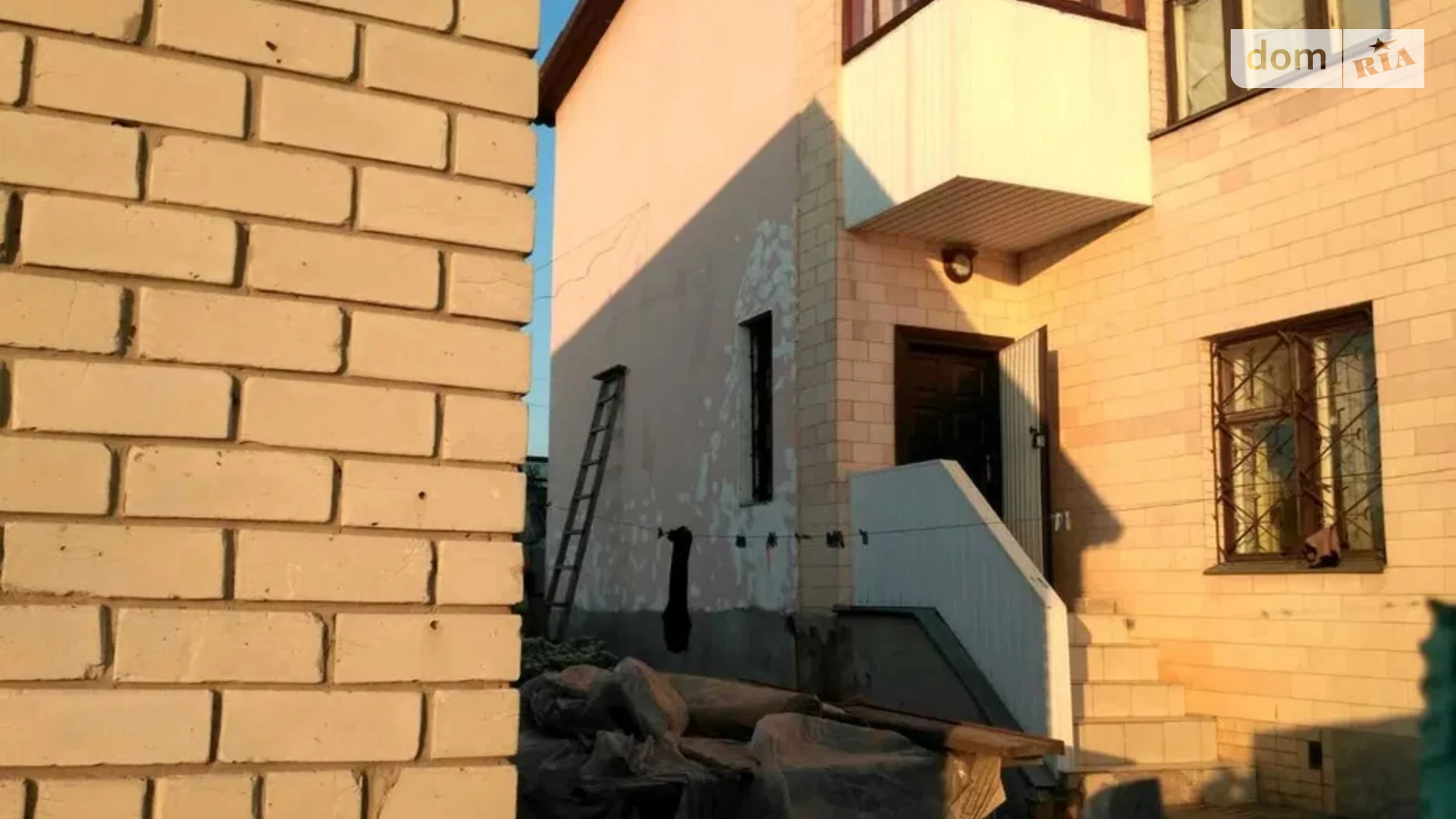 Продается дом на 2 этажа 250 кв. м с садом, цена: 73000 $ - фото 4