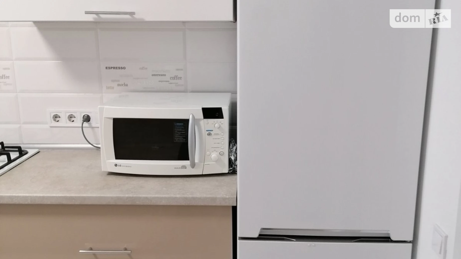 Продается 2-комнатная квартира 70.8 кв. м в Ирпене, ул. Дмитрия Павлычко(Есенина), 31 - фото 2