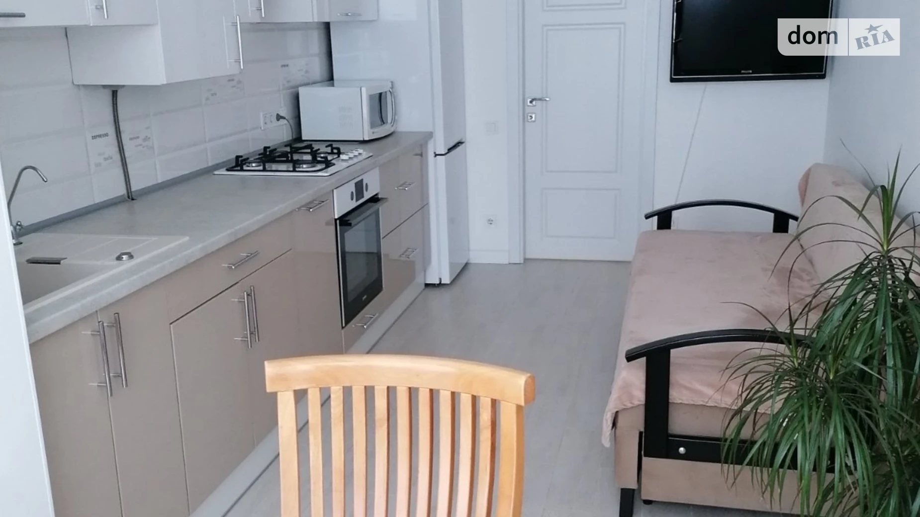 Продается 2-комнатная квартира 70.8 кв. м в Ирпене, ул. Дмитрия Павлычко(Есенина), 31 - фото 3